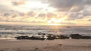 Mansita Beach, Nicoya, Costa Rica / Beautiful Sunset with Hawah